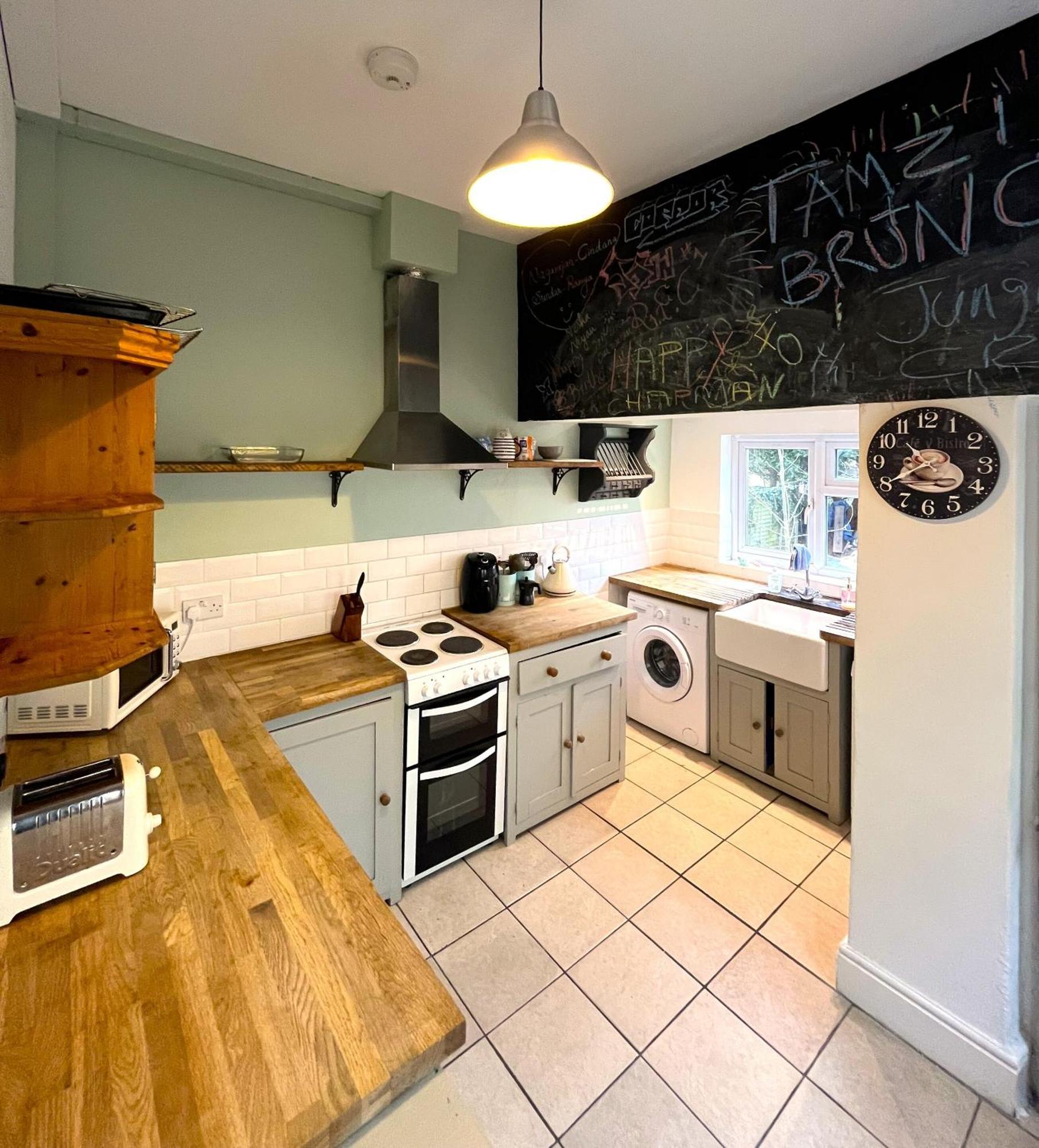 Charming Cottage Retreat With Garden - Sleeps 12 بريستول المظهر الخارجي الصورة