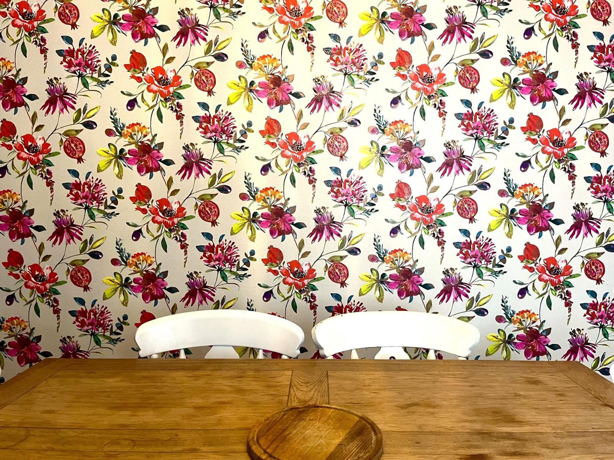 Charming Cottage Retreat With Garden - Sleeps 12 بريستول المظهر الخارجي الصورة